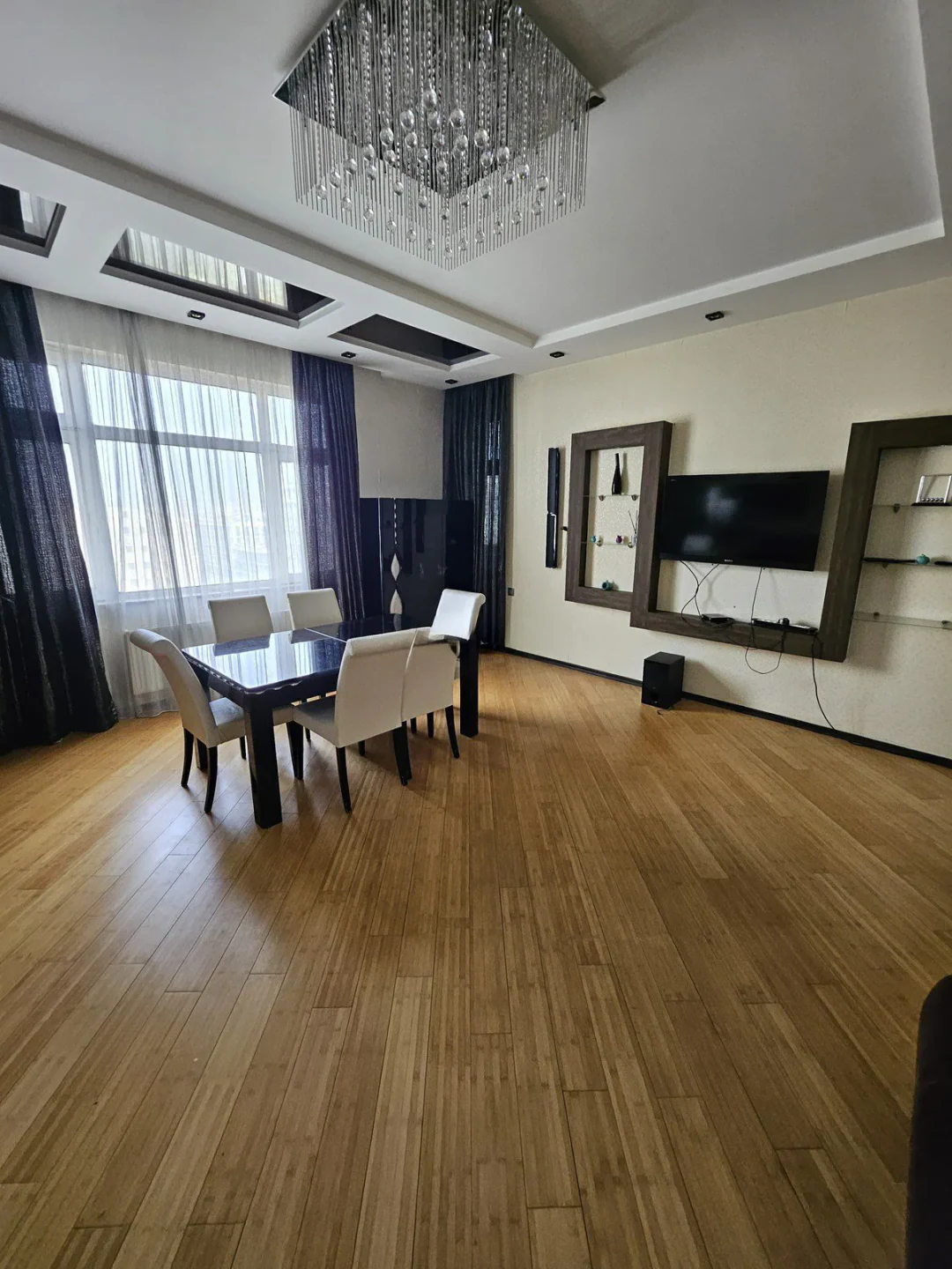 3 otaqlı 136 m² mənzil, Nəsimi rayonu, Bakı. Foto 1