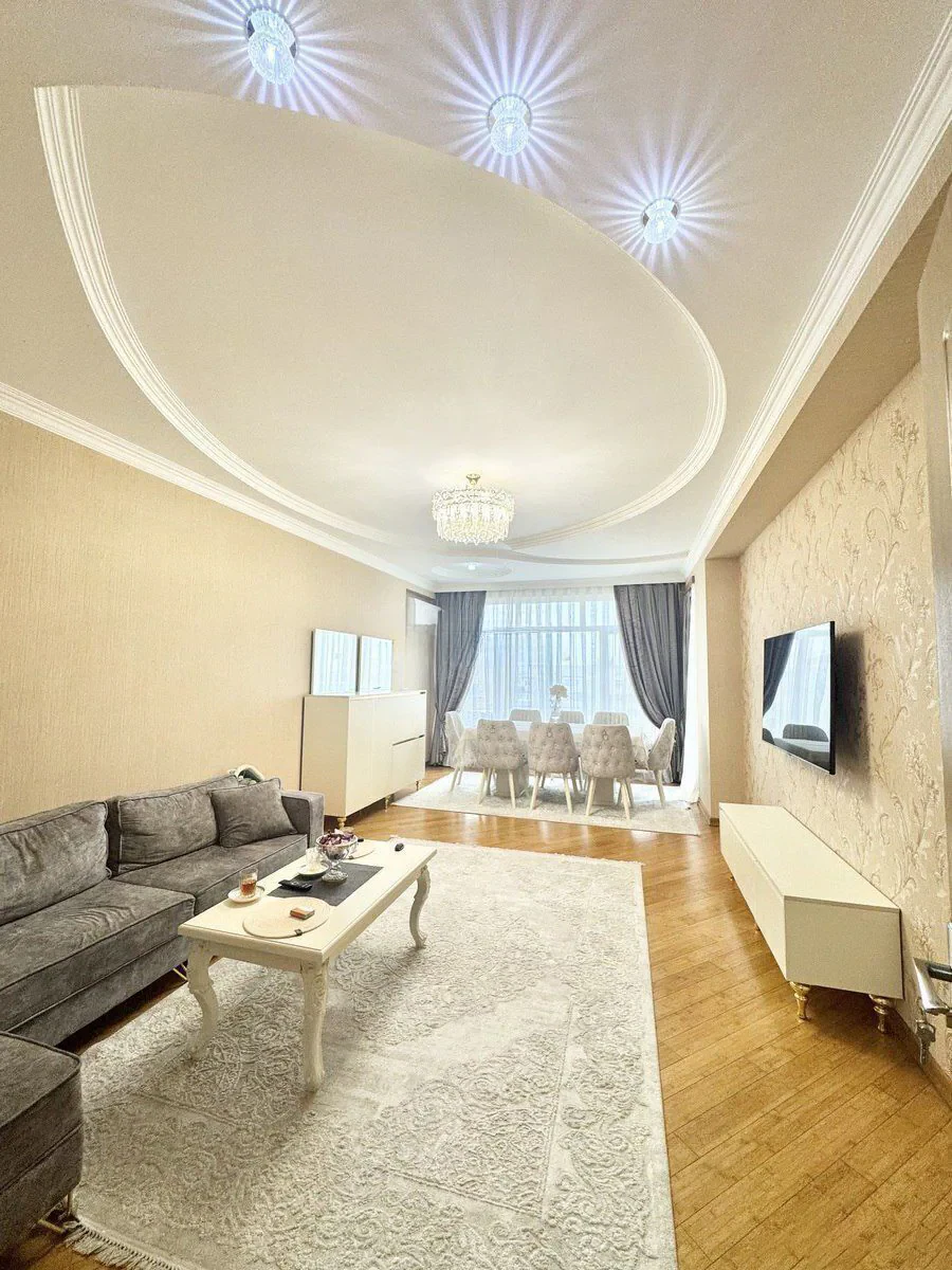 2 otaqlı 100 m² mənzil, Nizami, Bakı. Foto 1