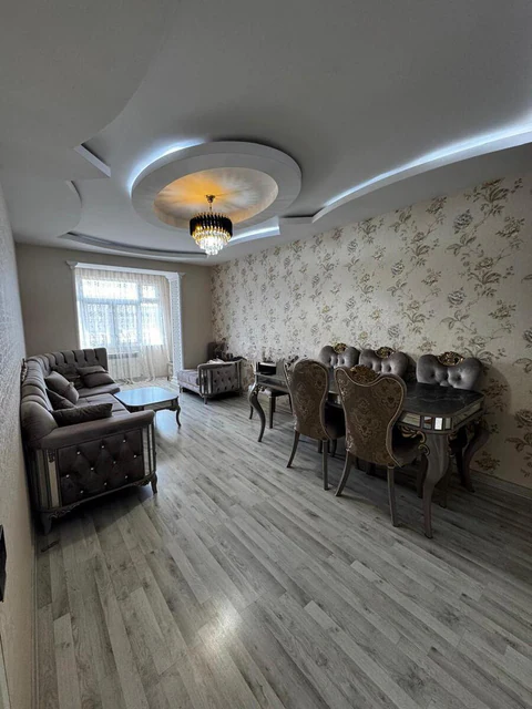 Kirayə: 2 otaqlı 70 m² mənzil