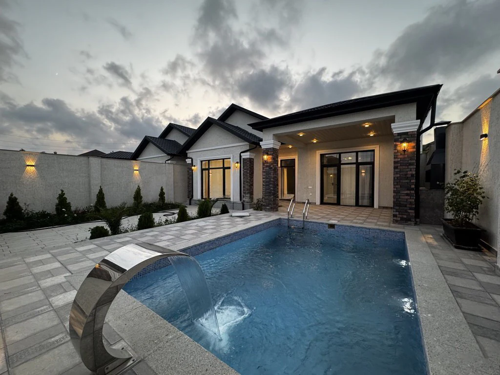 4 otaqlı 200 m² fərdi ev, Xəzər rayonu, Bakı. Foto 1