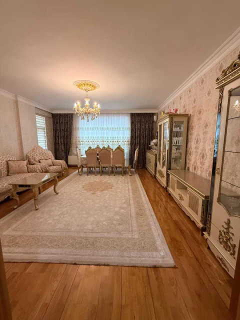 Satış: 2 otaqlı 100 m² mənzil