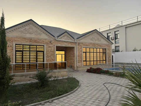 4 otaqlı 180 m² fərdi ev