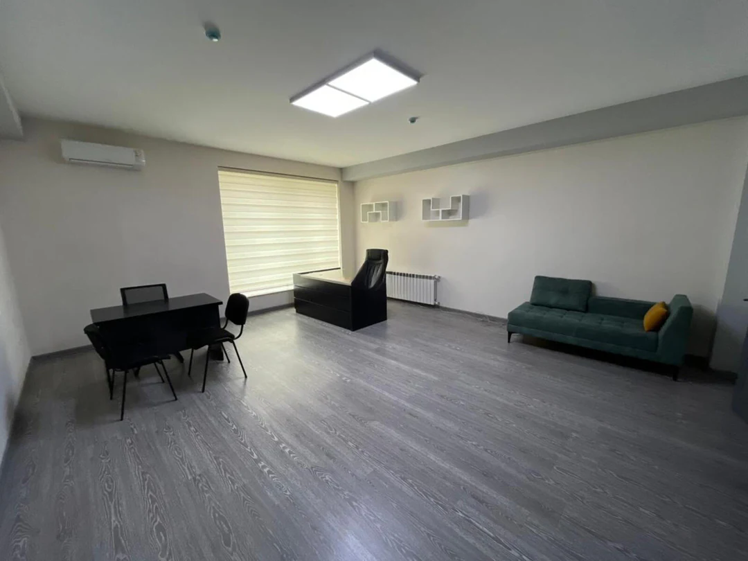 Офис в аренду, 40 м², Наримановский район, Баку. Фото 1