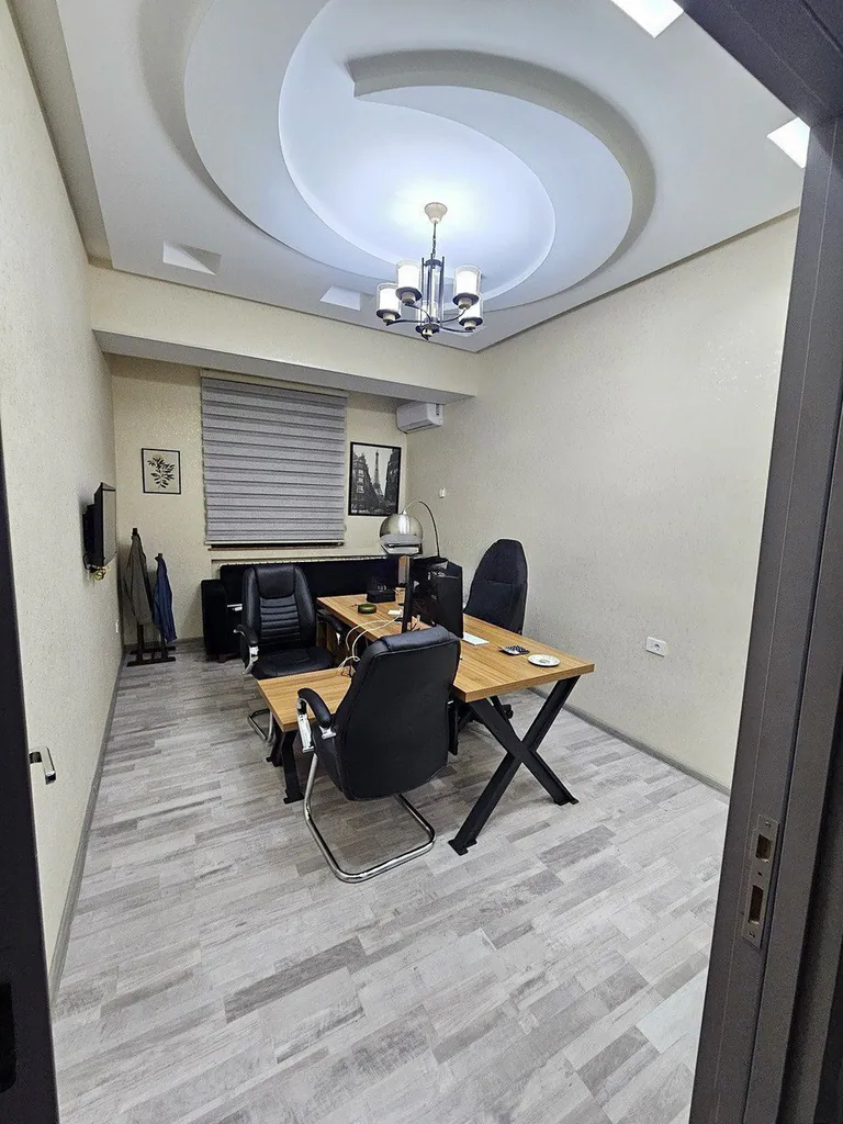 Kirayə: 175 m² ofis