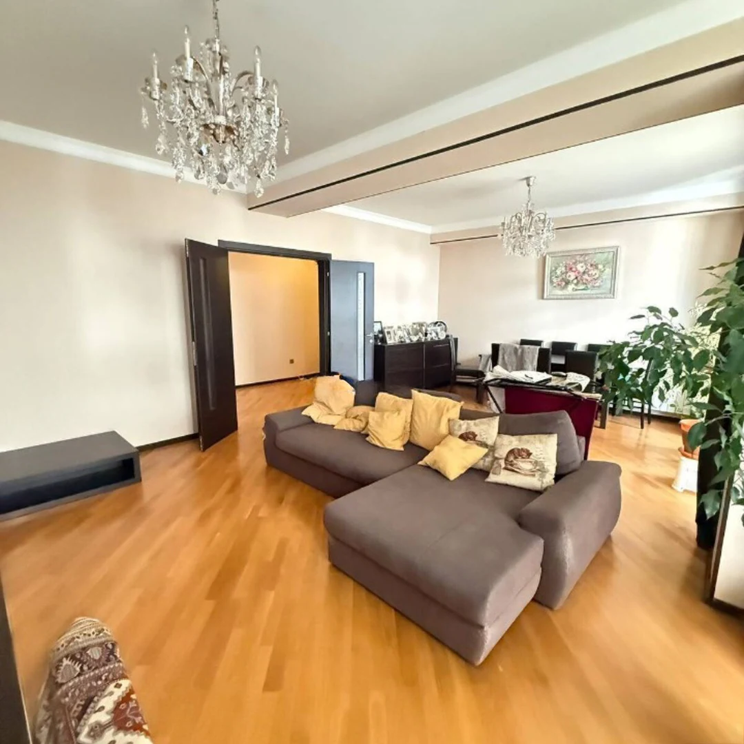 4 otaqlı 170 m² mənzil, Nəsimi rayonu, Bakı — 13-ci mərtəbə. Foto 1