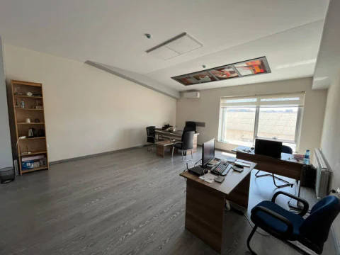 Kirayə: 40 m² ofis