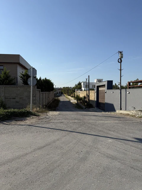 3 otaqlı 110 m² fərdi ev