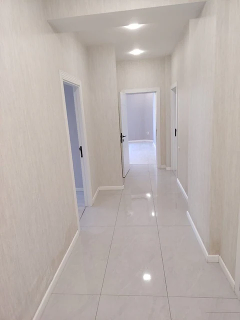 215 m² ofis