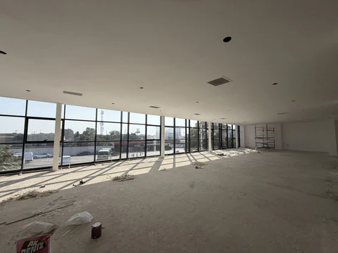 600 m² obyekt