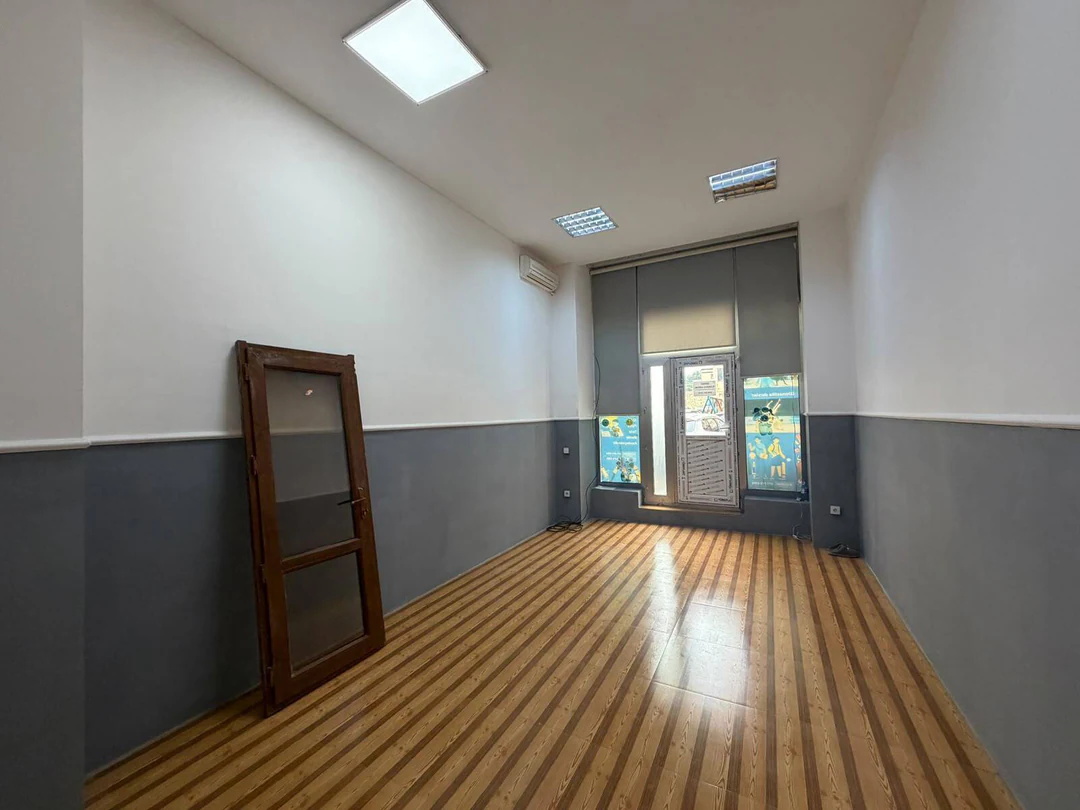 Аренда: объект 150 м², Хатаинский район, Баку. Фото 1