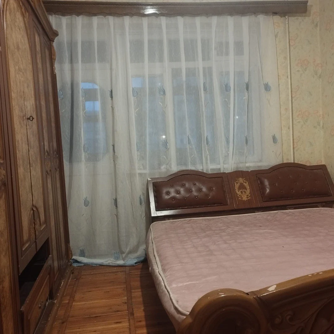 4-комн. квартира в аренду, 70 м², Хатаинский район, Баку. Фото 1