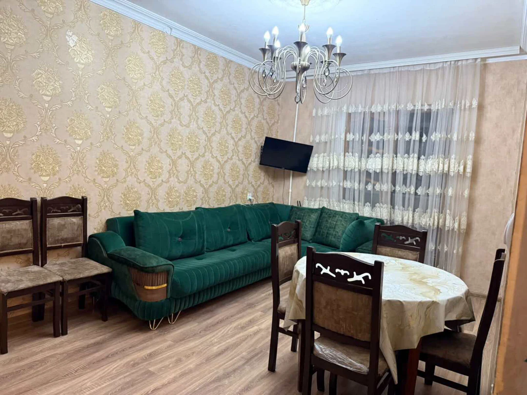 Kirayə: 2 otaqlı 53 m² mənzil, Binəqədi, Bakı. Foto 1