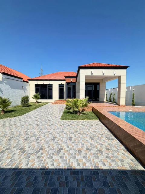 4 otaqlı 160 m² fərdi ev