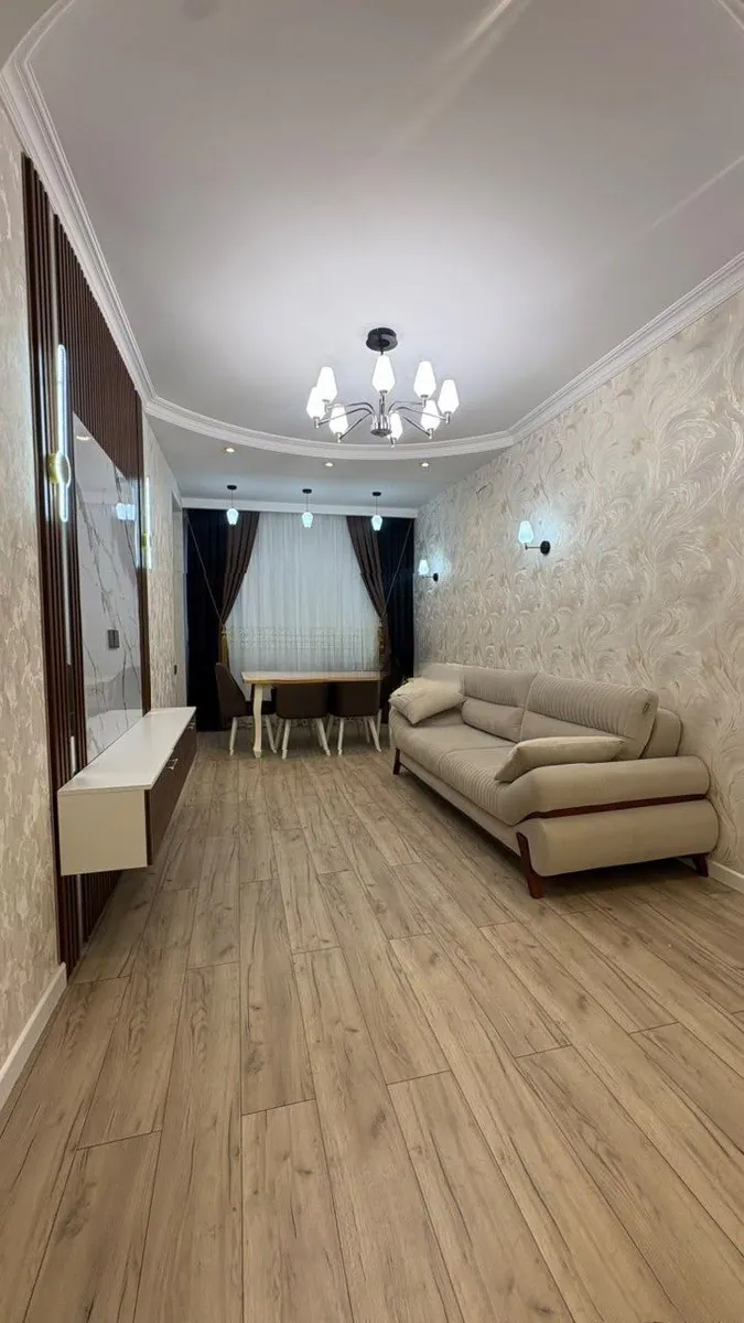 3-комн. квартира 118 м², Хатаинский район, Баку. Фото 1