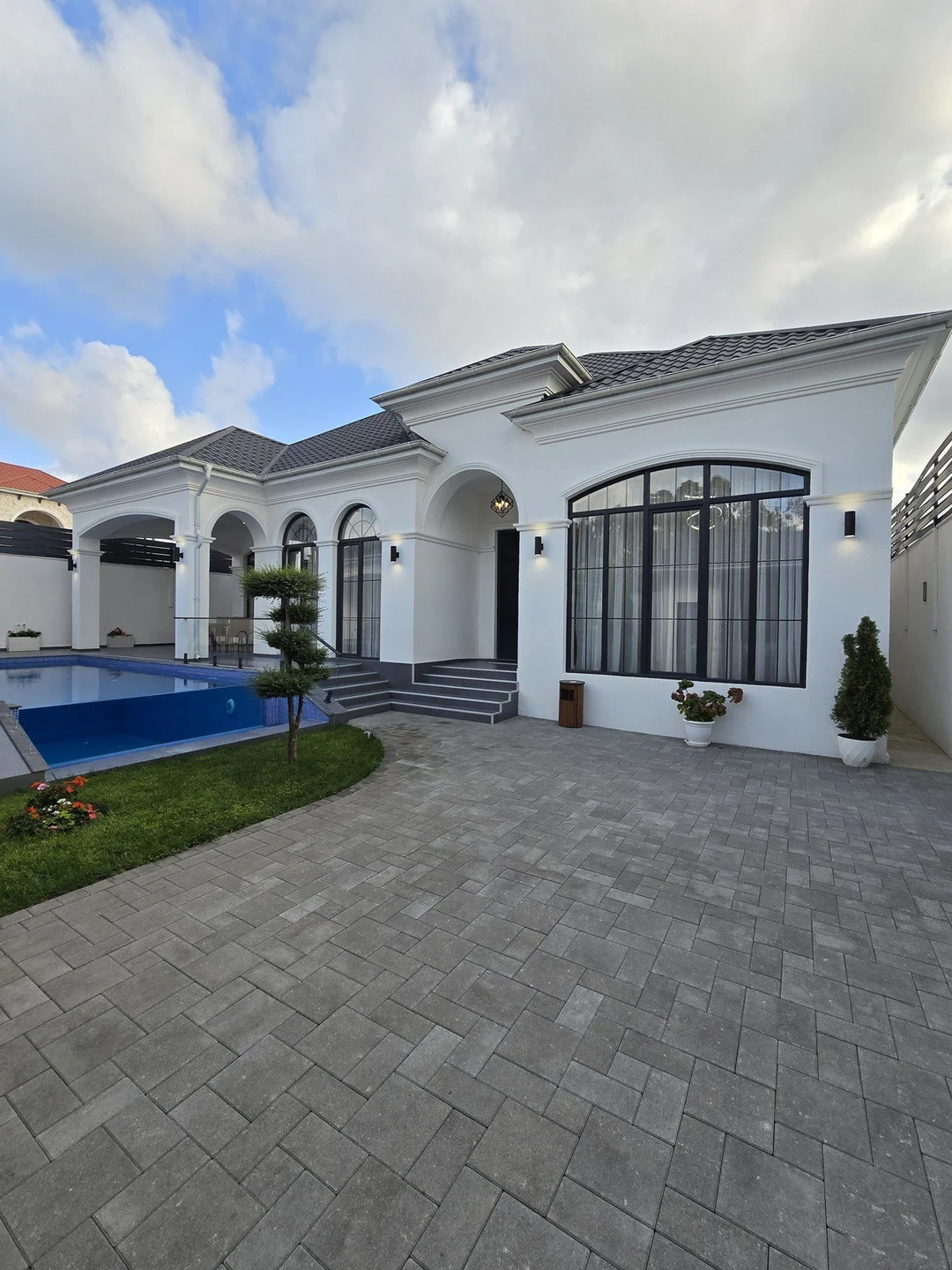 4 otaqlı 180 m² fərdi ev, Xəzər rayonu, Bakı. Foto 1
