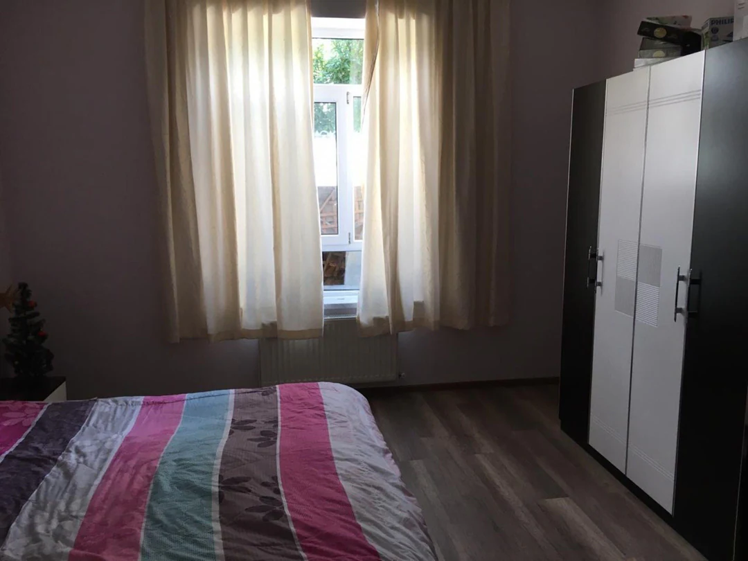 Kirayə 4 otaqlı 110 m² fərdi ev, Qəbələ. Foto 1
