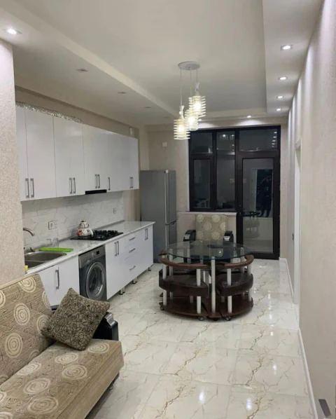 Kirayə: 3 otaqlı 80 m² mənzil