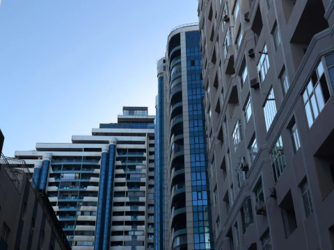 Satış: 4 otaqlı 137,4 m² mənzil
