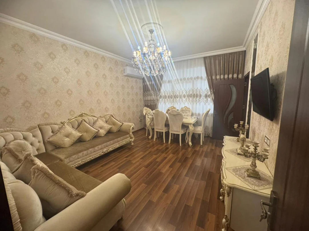 3-комн. квартира 73 м², Бинагадинский, Баку. Фото 1
