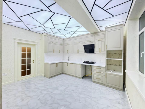 Продажа: 4-комн. квартира 156 м²