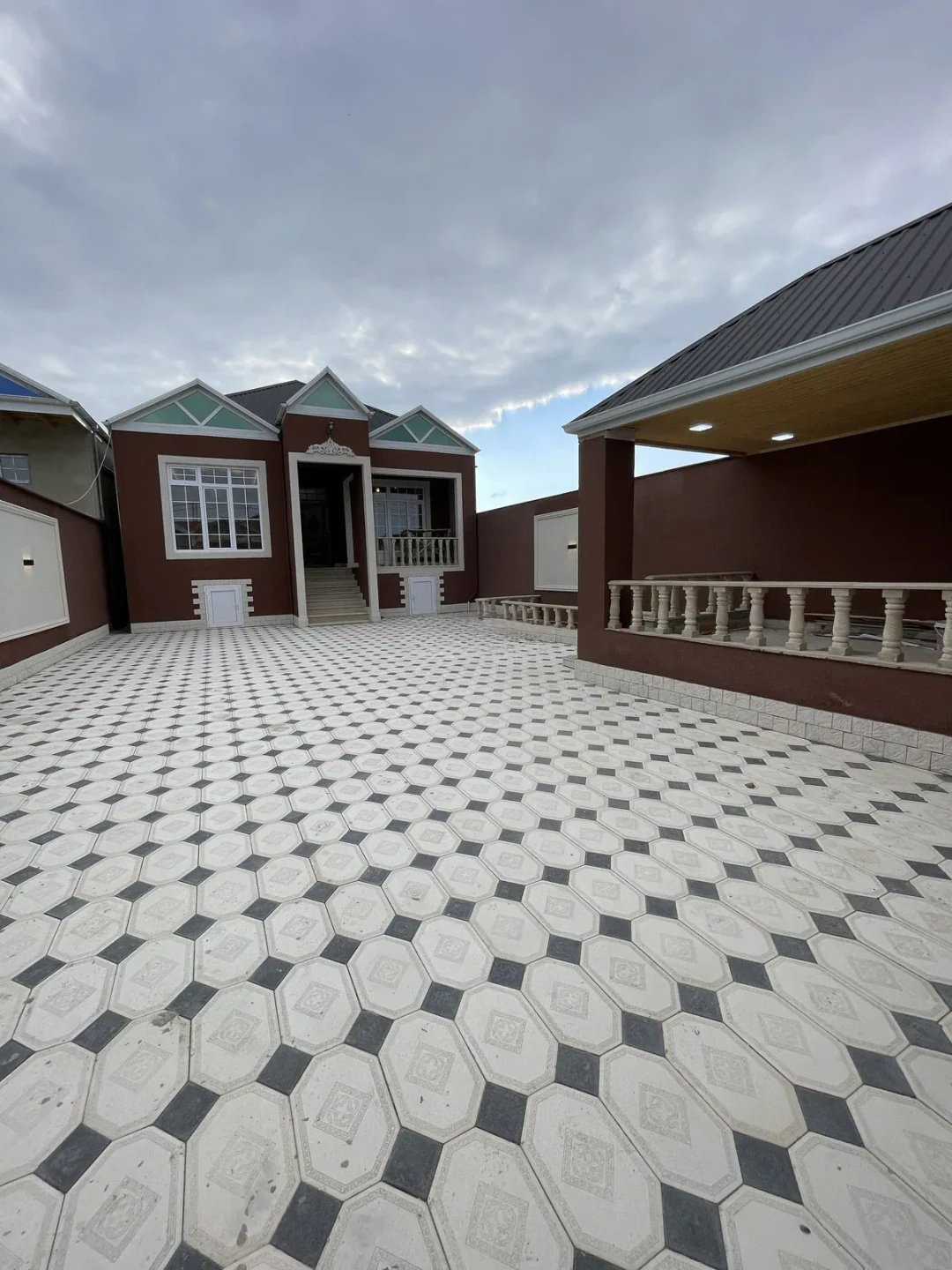 5 otaqlı 140 m² fərdi ev, Suraxanı, Bakı. Foto 1