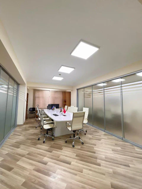 Kirayə: 400 m² ofis