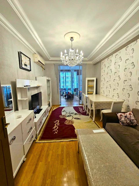 Satış: 2 otaqlı 70 m² mənzil