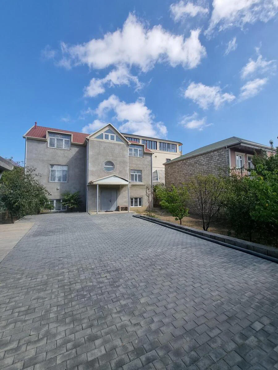 5-комн. дом 290 м², улица Гасым бека Закира, Хырдалан. Фото 1