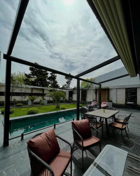 4 otaqlı 250 m² fərdi ev