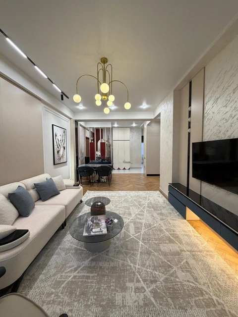 Продажа: 3-комн. квартира 90 м²