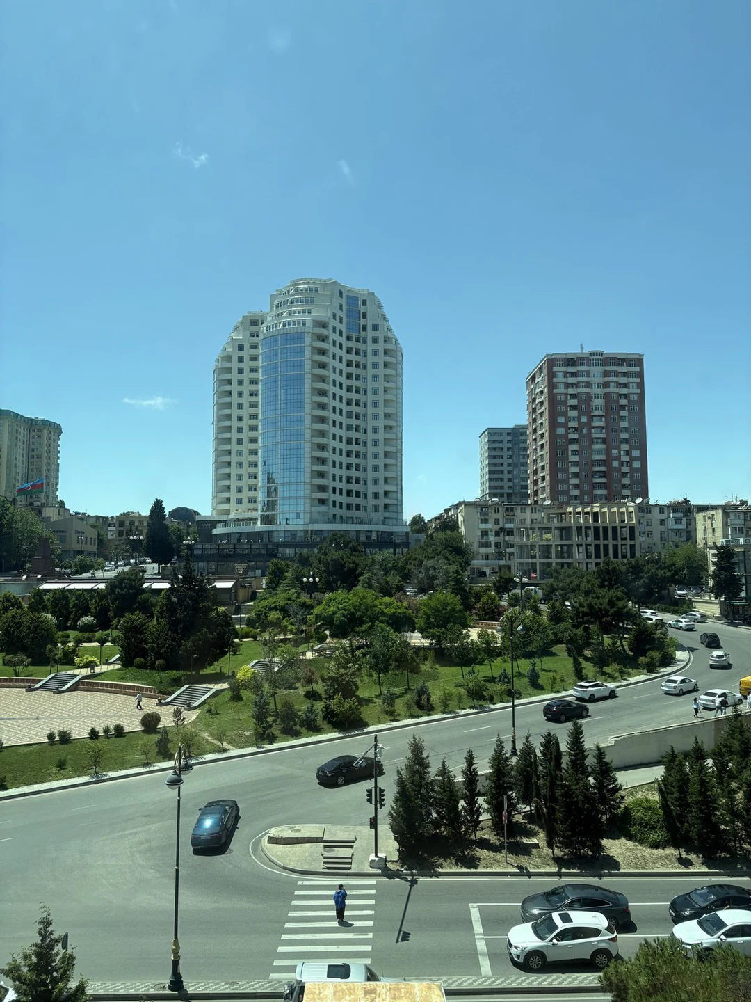 Kirayə 1700 m² obyekt, Yasamal rayonu, Bakı. Foto 1
