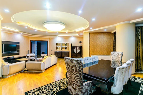 Günlük kirayə 4 otaqlı 200 m² mənzil