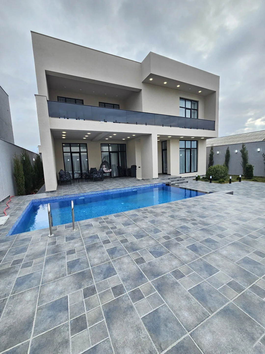 5 otaqlı 250 m² fərdi ev, Xəzər rayonu, Bakı — Mərdəkan qəsəbəsi. Foto 1