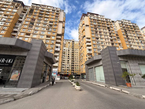 1 otaqlı 44 m² mənzil