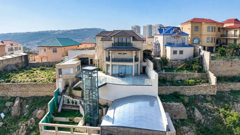 10 otaqlı 800 m² fərdi ev