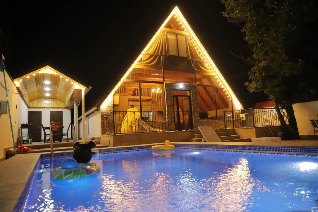 Günlük kirayə 5 otaqlı 140 m² fərdi ev, Qəbələ rayonu. Foto 1