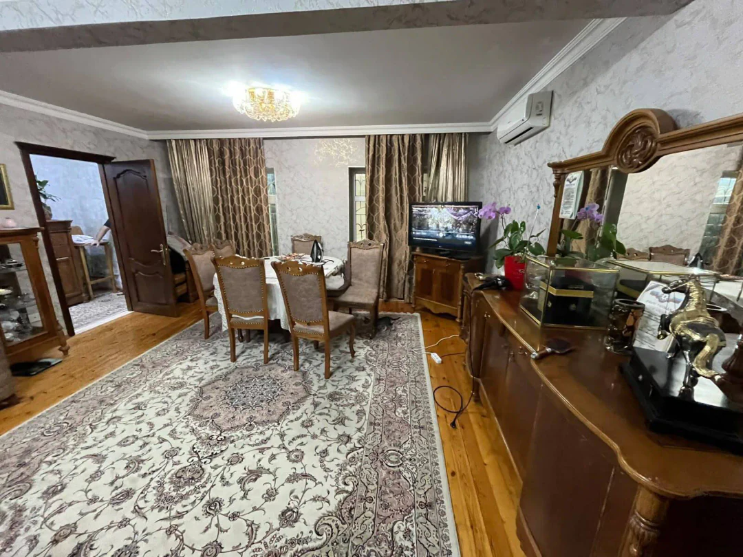 6 otaqlı 320 m² fərdi ev, Xətai rayonu, Bakı. Foto 1