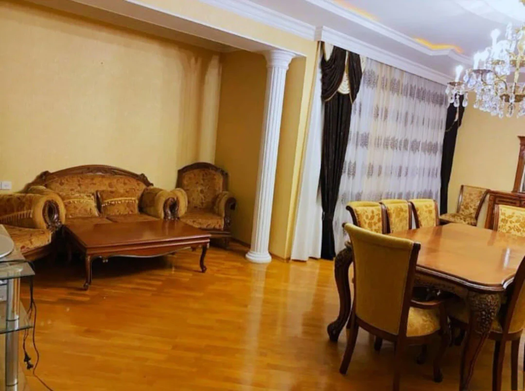 Kirayə 5 otaqlı 160 m² mənzil, Nəsimi rayonu, Bakı. Foto 1