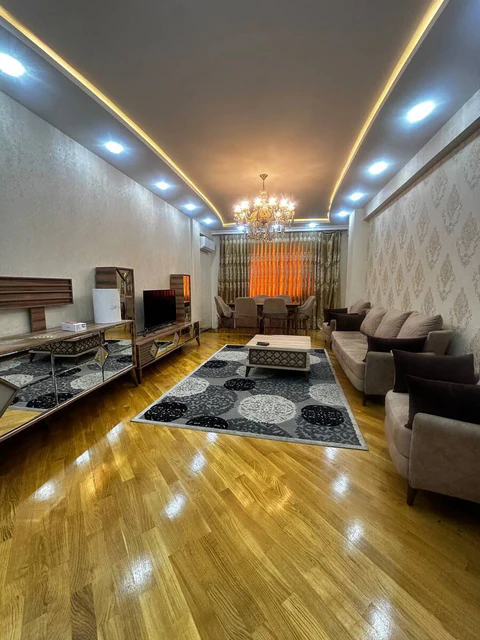 Kirayə: 3 otaqlı 134 m² mənzil