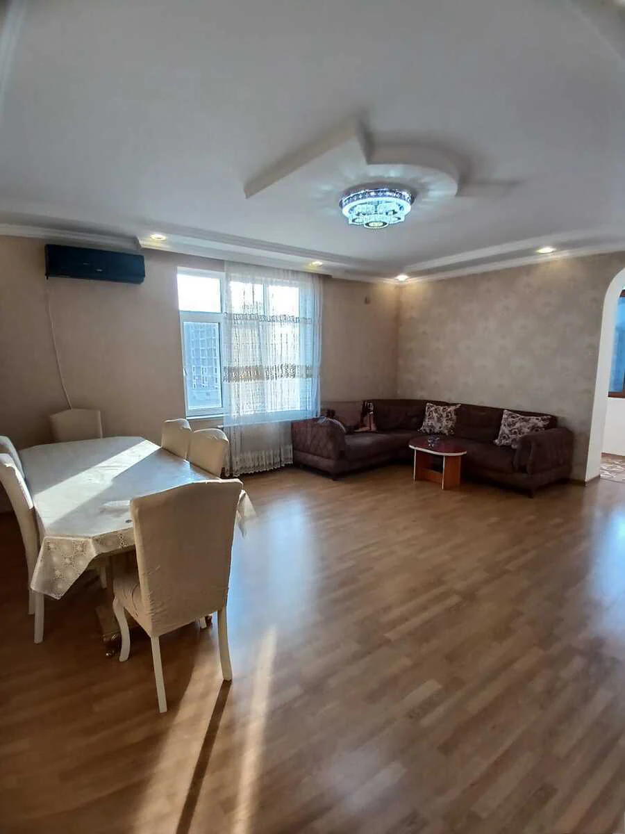 Kirayə 3 otaqlı 110 m² mənzil, Yasamal rayonu, Bakı. Foto 1