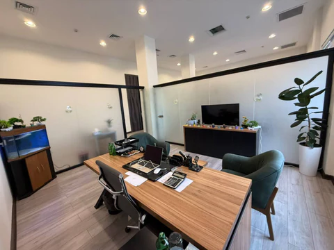 80 m² ofis