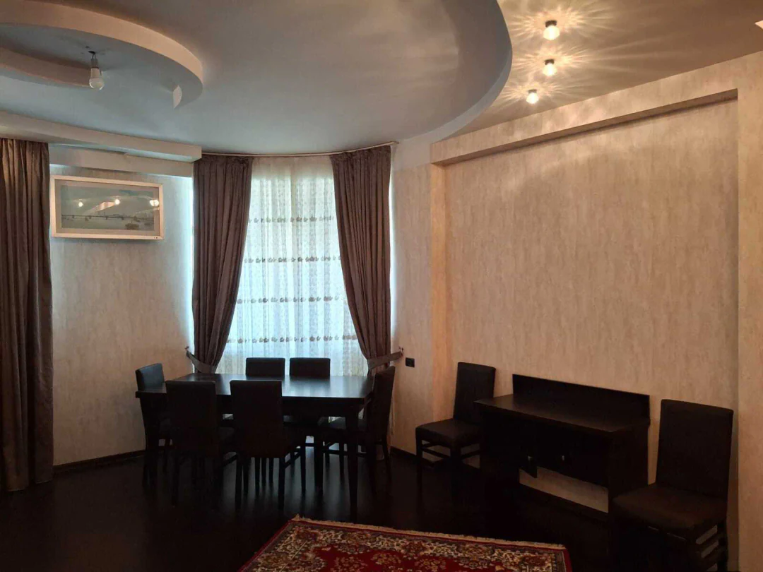 4 otaqlı 160 m² mənzil, Yasamal rayonu, Bakı. Foto 1