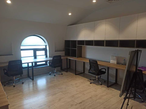 Kirayə: 125 m² obyekt