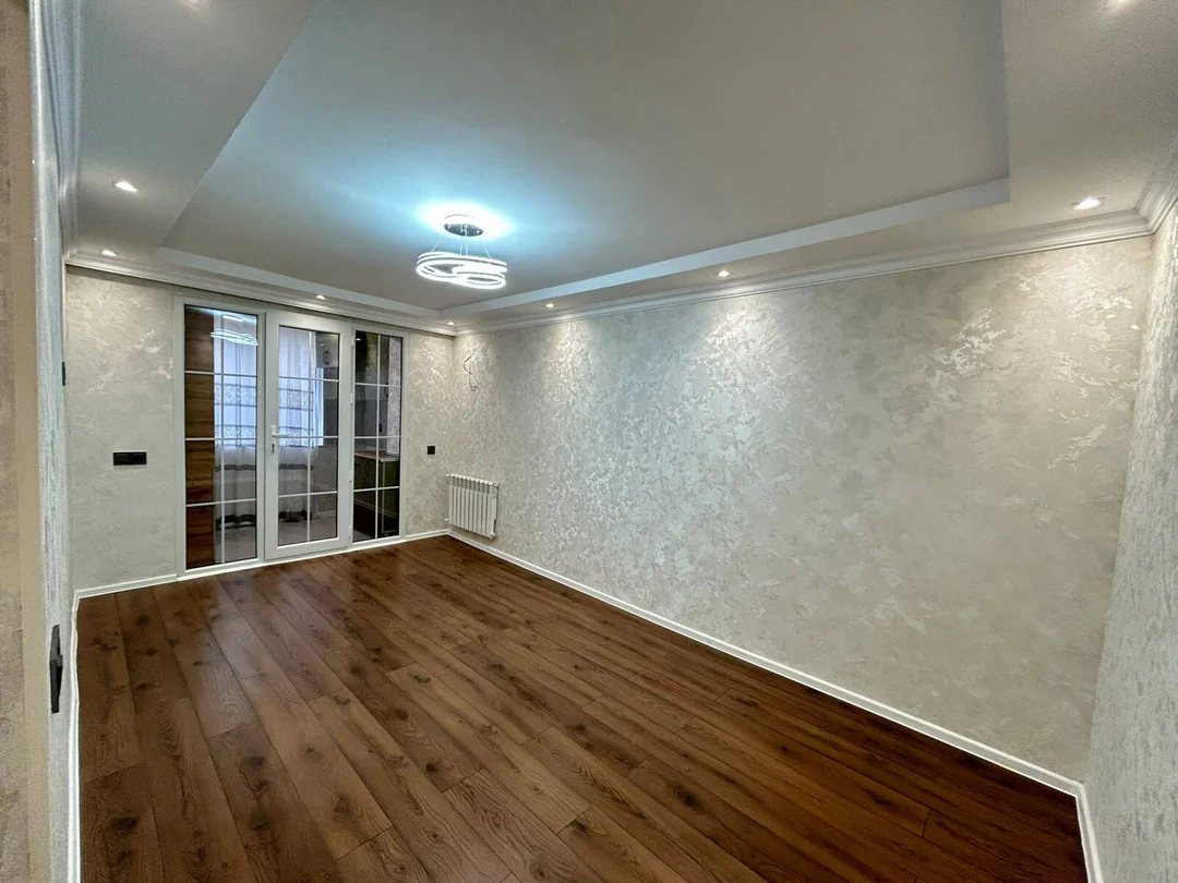 2-комн. квартира 42 м², Низаминский, Баку. Фото 1
