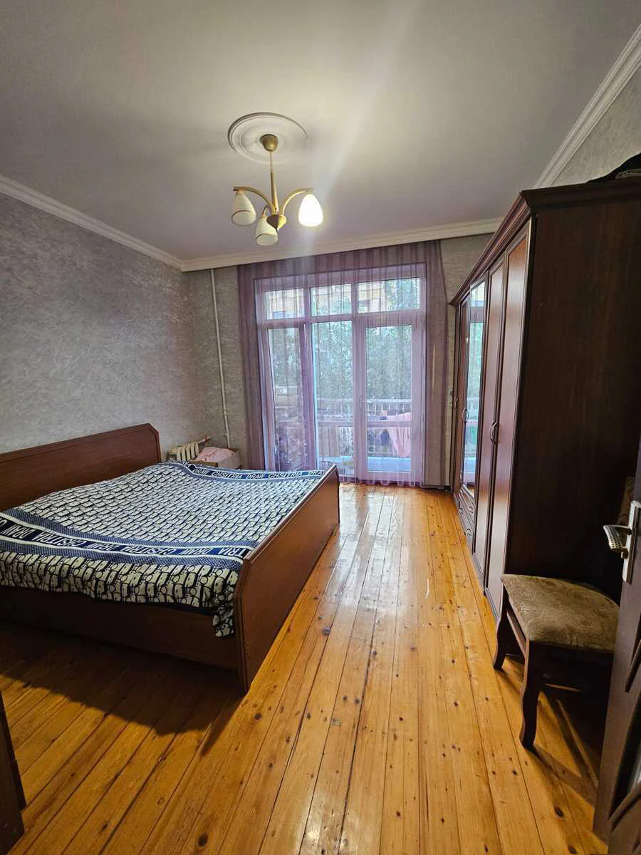 Kirayə 2 otaqlı 60 m² mənzil, Yasamal rayonu, Bakı — 4-ci mərtəbə. Foto 1