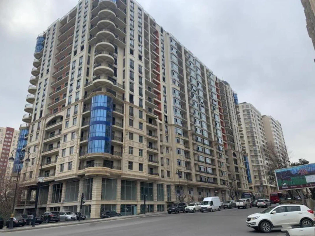 3 otaqlı 172 m² mənzil, Yasamal rayonu, Bakı. Foto 1