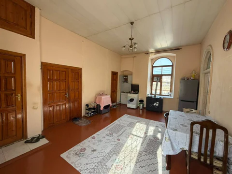 Аренда: 2-комн. квартира 60 м²