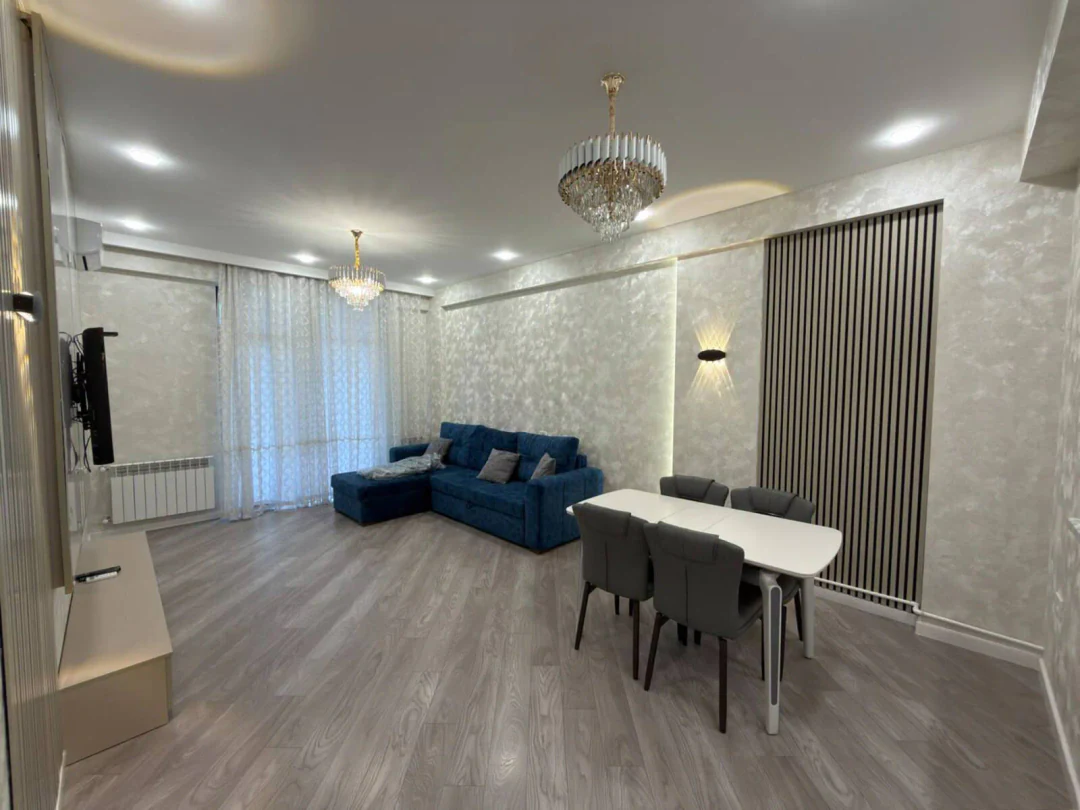 Kirayə 2 otaqlı 70 m² mənzil, Xətai rayonu, Bakı — 12-ci mərtəbə. Foto 1