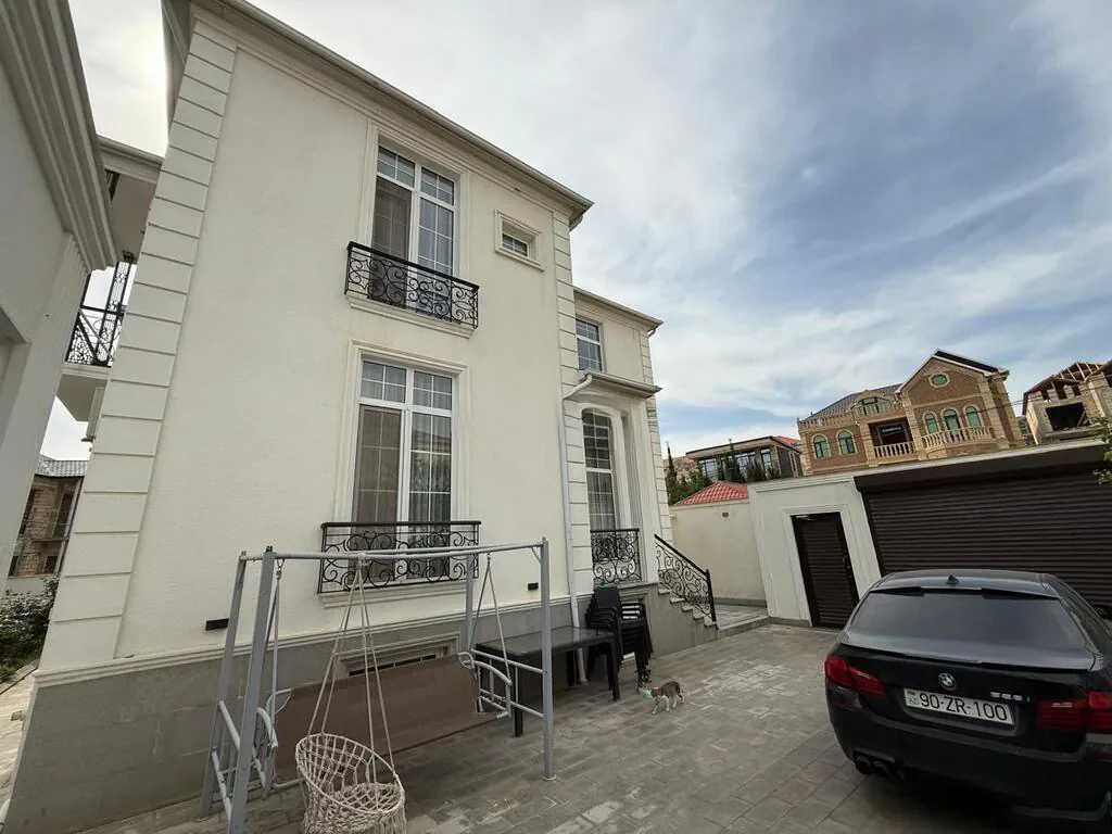 8 otaqlı 320 m² fərdi ev, Səbail rayonu, Bakı. Foto 1