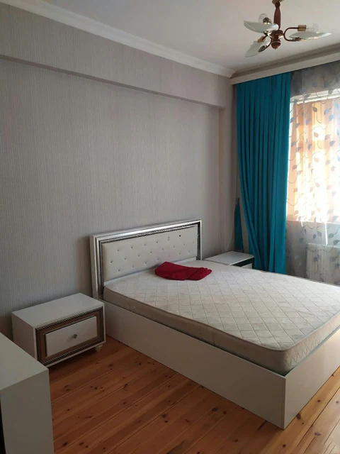 3 otaqlı 120 m² mənzil